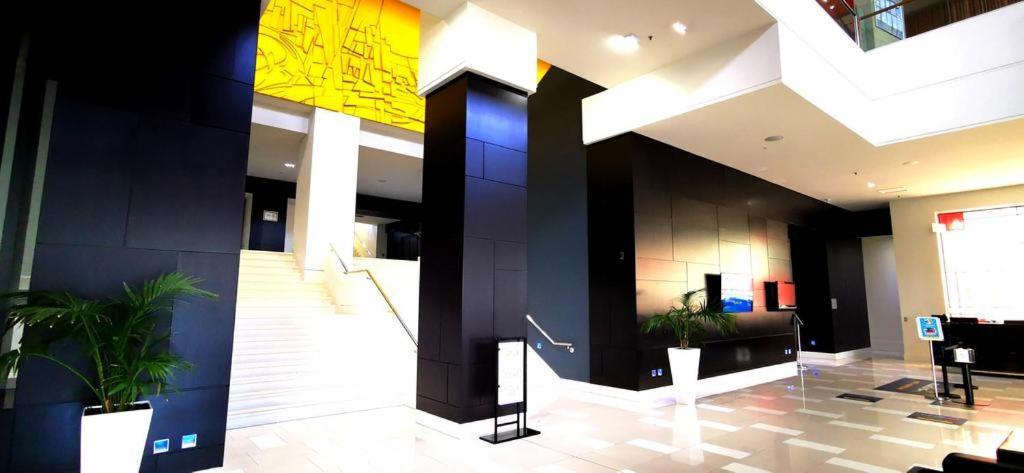 High Floor Ocean View At Surfers Paradise - Hotel Studio Gold Coast Exterior foto