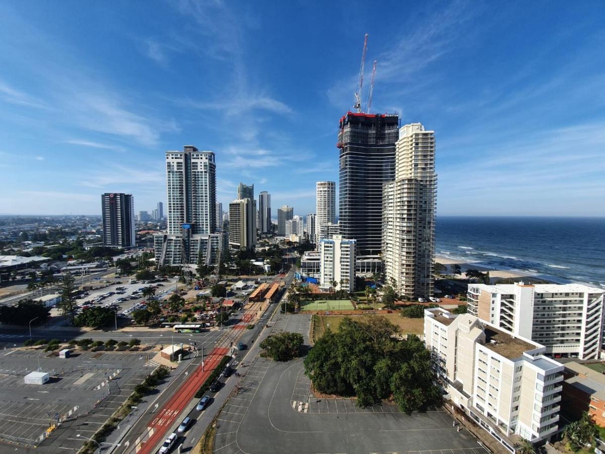 High Floor Ocean View At Surfers Paradise - Hotel Studio Gold Coast Exterior foto